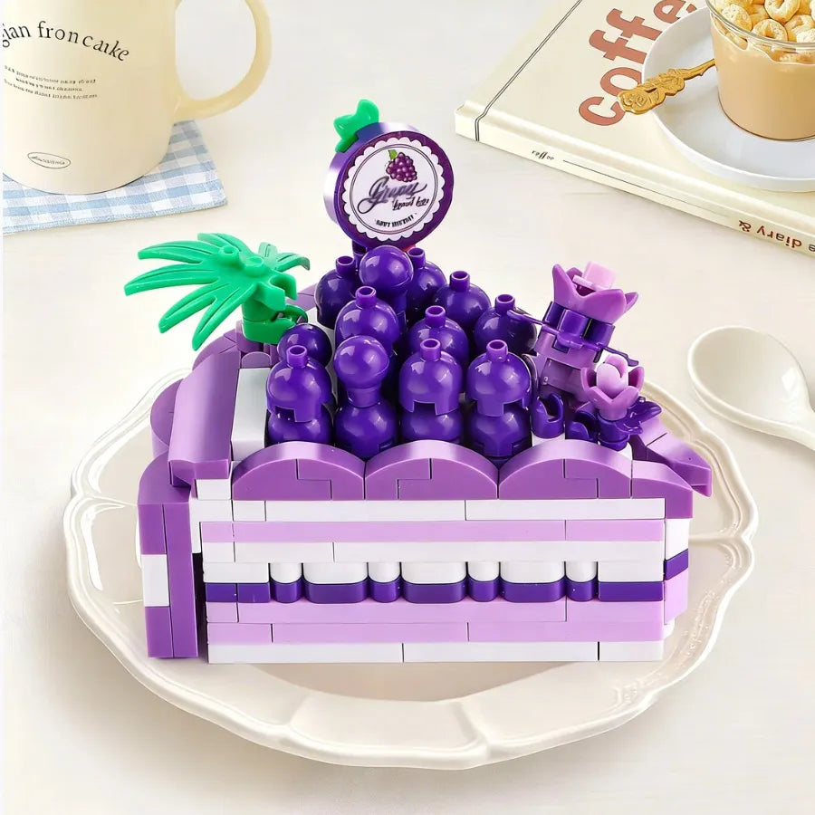 Bolo de construção com frutas